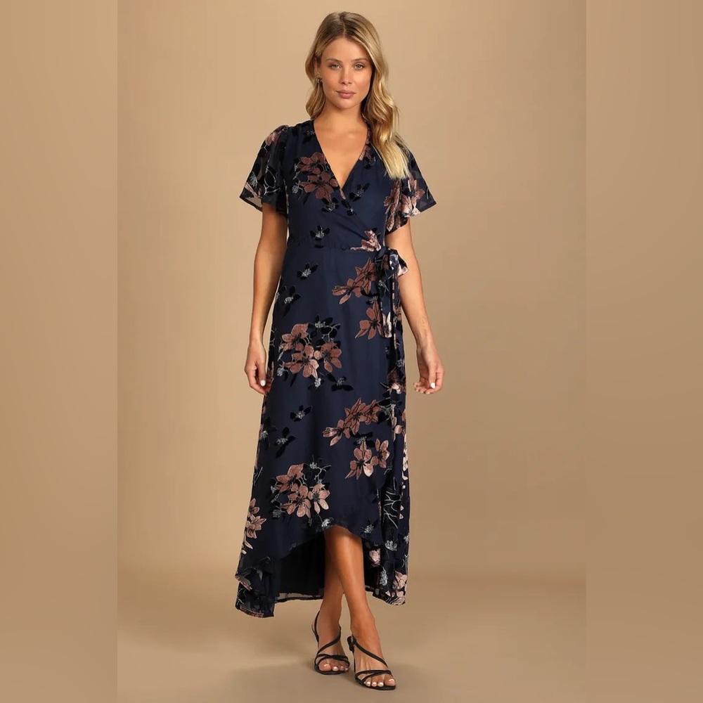 EUC Lulu’s Size Medium Navy Blue Velvet Wrap Maxi Dress